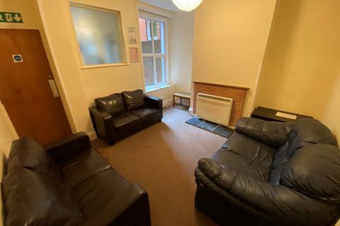 6 bedroom terraced house to rent, Shakespeare Avenue, Southampton