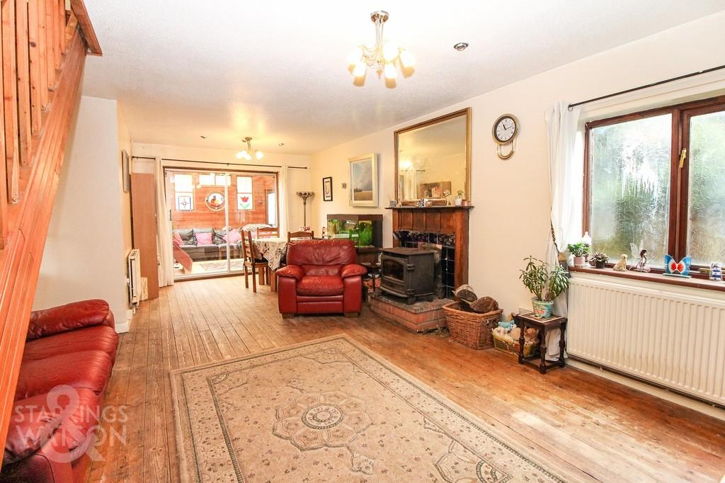 Holt Road, Briston, Melton Constable 5 bed detached house for sale £
