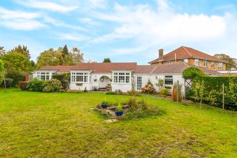 19 Marks Road, Warlingham, CR6 9SH