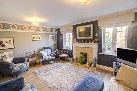 25 Harrington Walk, Lichfield, WS13 7UY