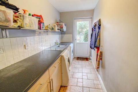 25 Harrington Walk, Lichfield, WS13 7UY