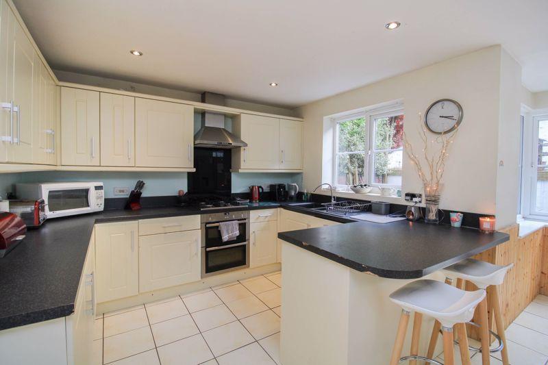 Cheddleton Park Avenue, Cheddleton, ST13 5 bed detached house £475,000