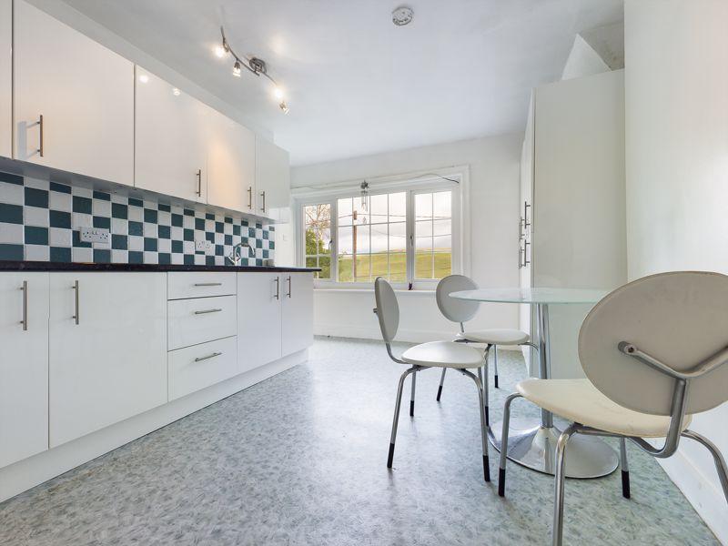 Sitting/Dining room