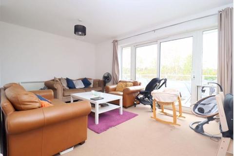 2 bedroom apartment for sale - Foxglove Way, Luton