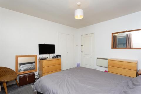 10f Bank Mill Road, Dundee, DD1 5QB