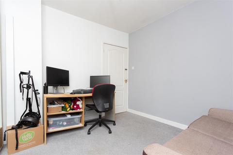 10f Bank Mill Road, Dundee, DD1 5QB