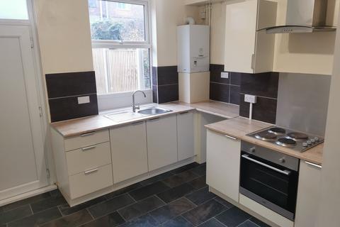 2 bedroom terraced house to rent, Victoria Road, Mexborough S64