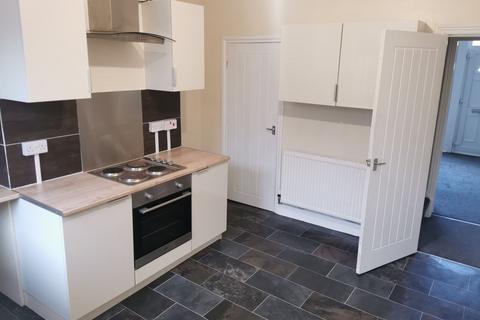 2 bedroom terraced house to rent, Victoria Road, Mexborough S64