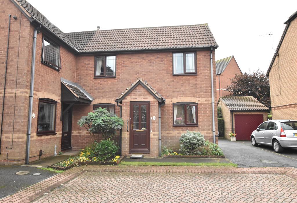 Orchard Close, Scunthorpe, Lincolnshire 2 bed semidetached house £