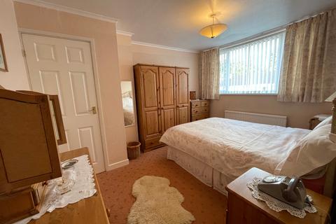 11 Elm Grove, Caerphilly, CF83 3BE