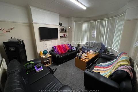 7 bedroom house to rent - St. Michaels Villas, Leeds LS6