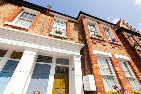 139 Northwold Road, London, E5 8RL