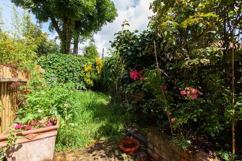 139 Northwold Road, London, E5 8RL