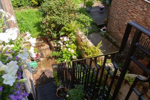 139 Northwold Road, London, E5 8RL
