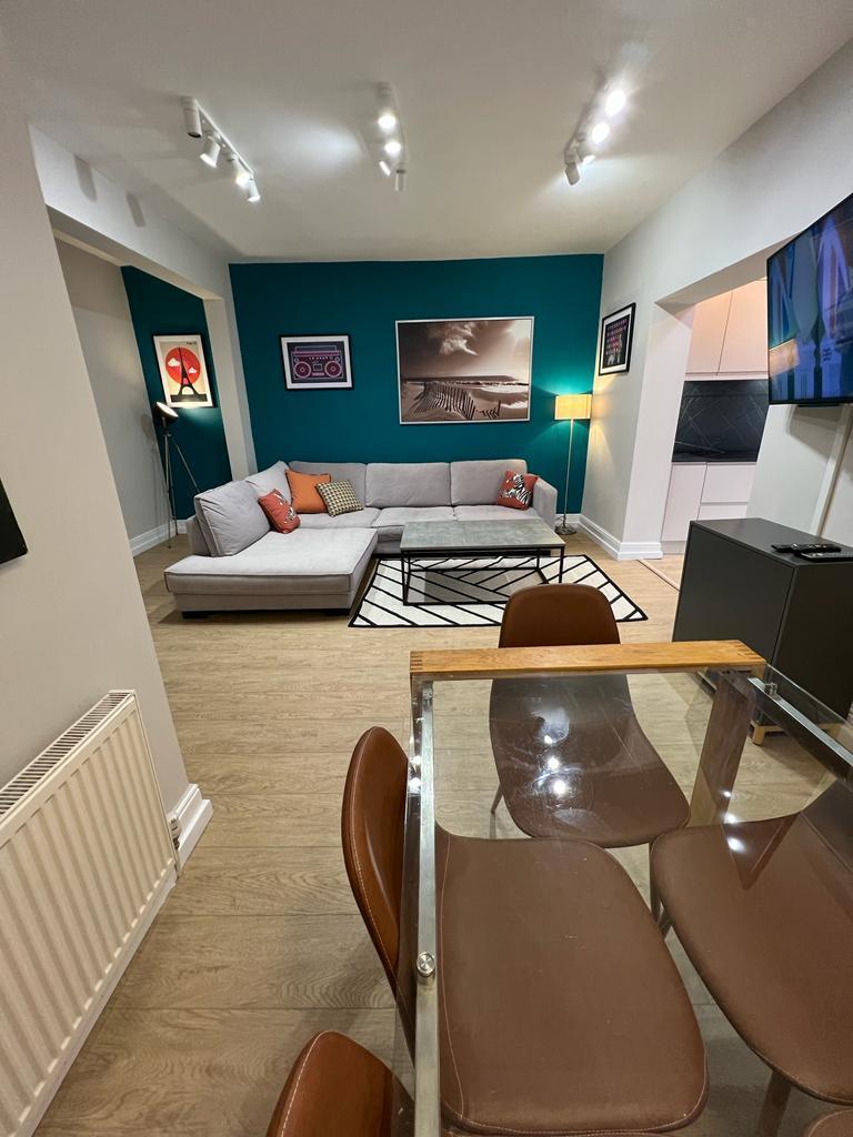 House in Manchester - More