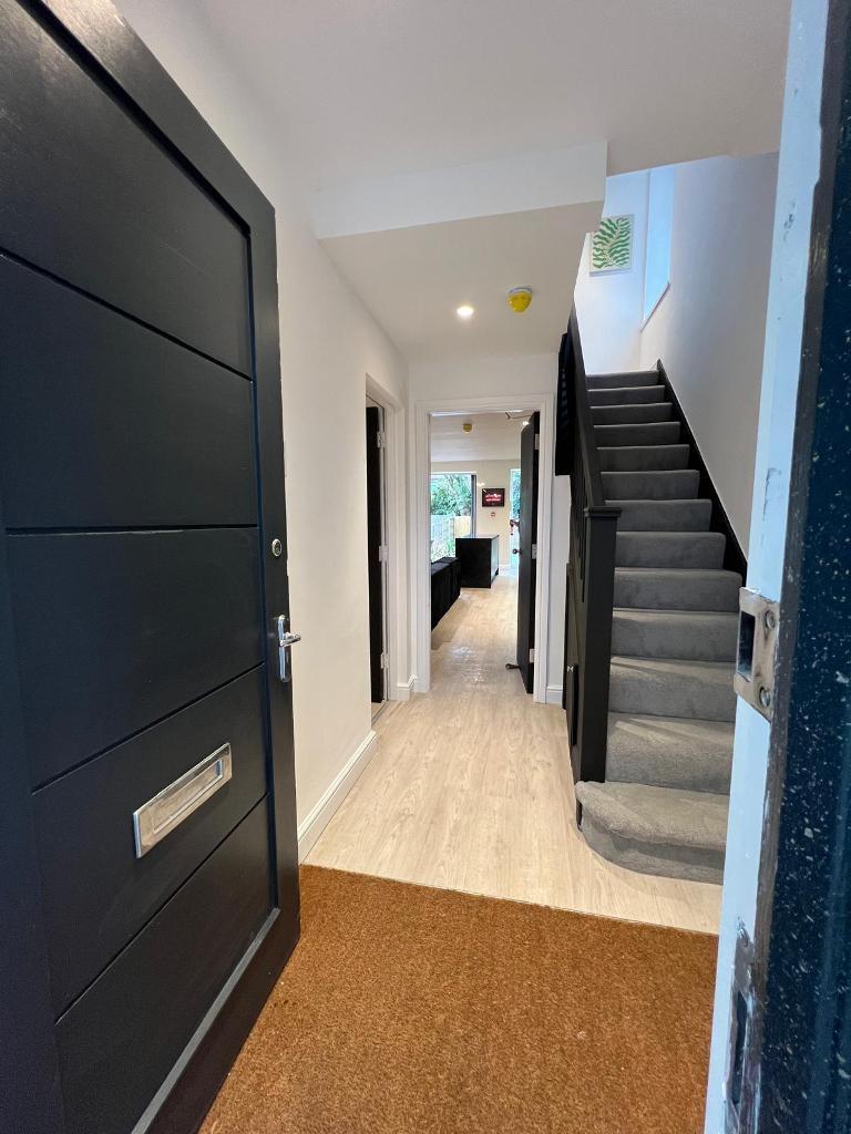 House in Fallowfield - View 2