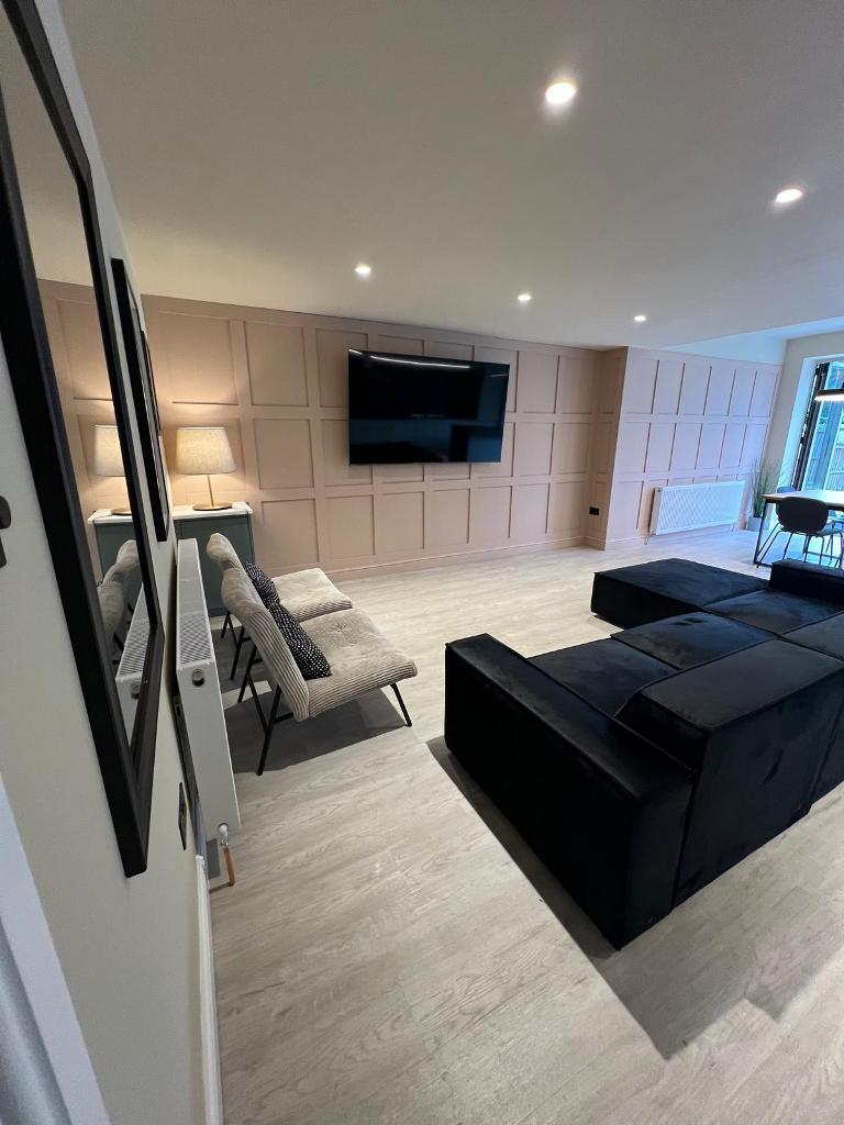 House in Fallowfield - View 5