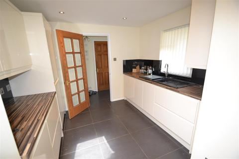 1 Churchill Close, Feltham, TW14 9XF