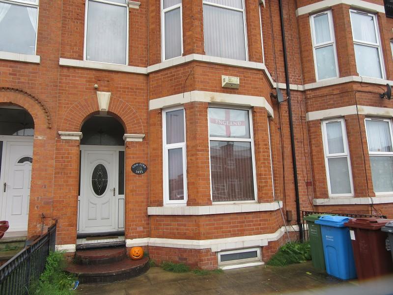 Ashton Old Road, Manchester, Greater Manchester. M11 1HH 1 bed flat £