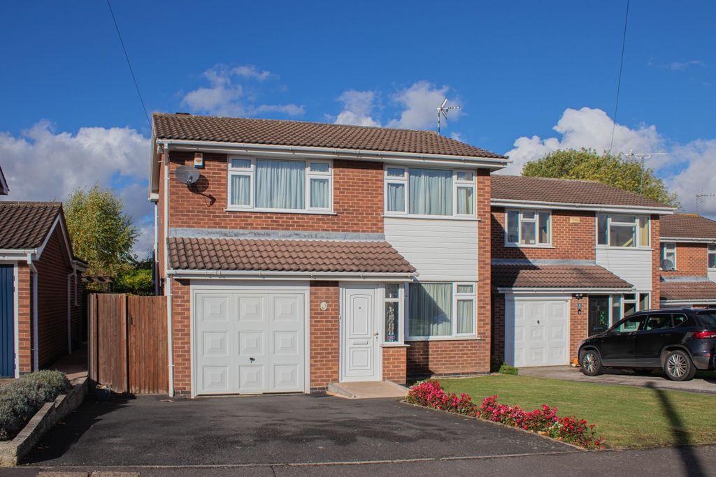 Loudoun Place, Castle Donington DE74 2SP 4 bed detached house £280,000