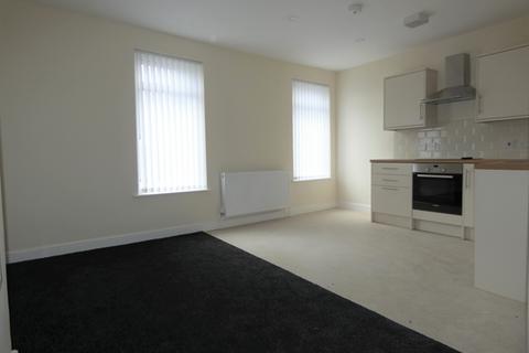 1 bedroom property to rent - Central Drive 157a