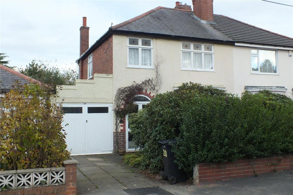 Woodland Road, Halesowen, B62 3 bed semidetached house £210,000