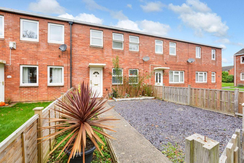 Tudor Drive, Trowbridge BA14 7NA 3 bed terraced house £210,000