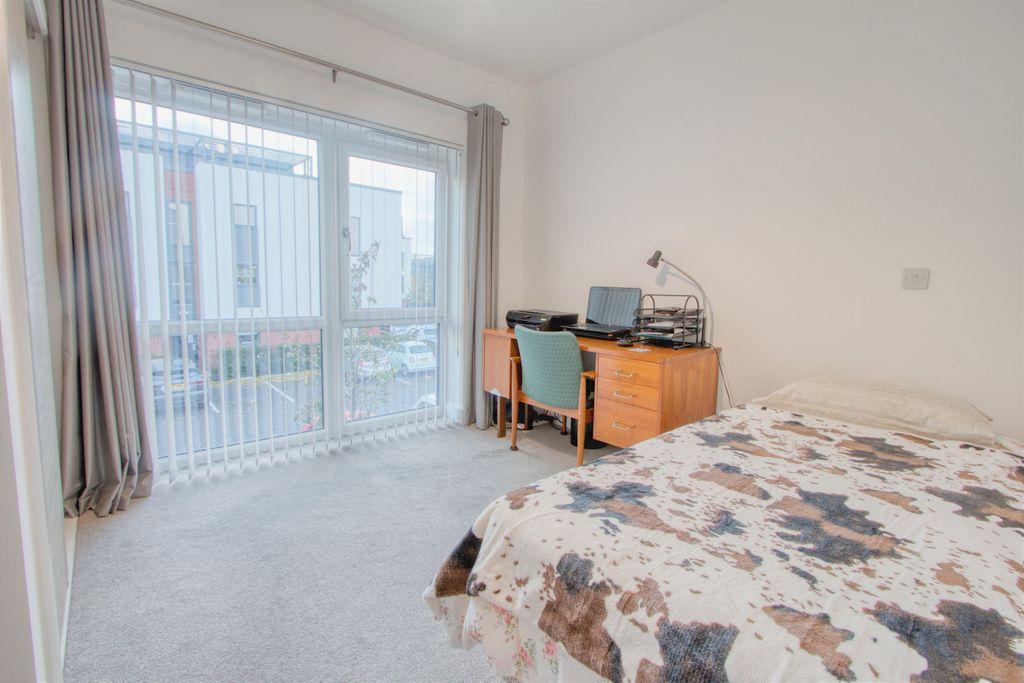 Bedroom 2 (Double)