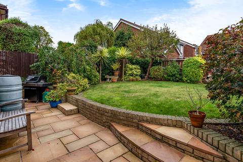 20 Glendale, Locks Heath, Southampton, SO31 6UL