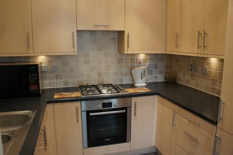 2 bedroom flat to rent, Stone Court,Worth,West Sussex