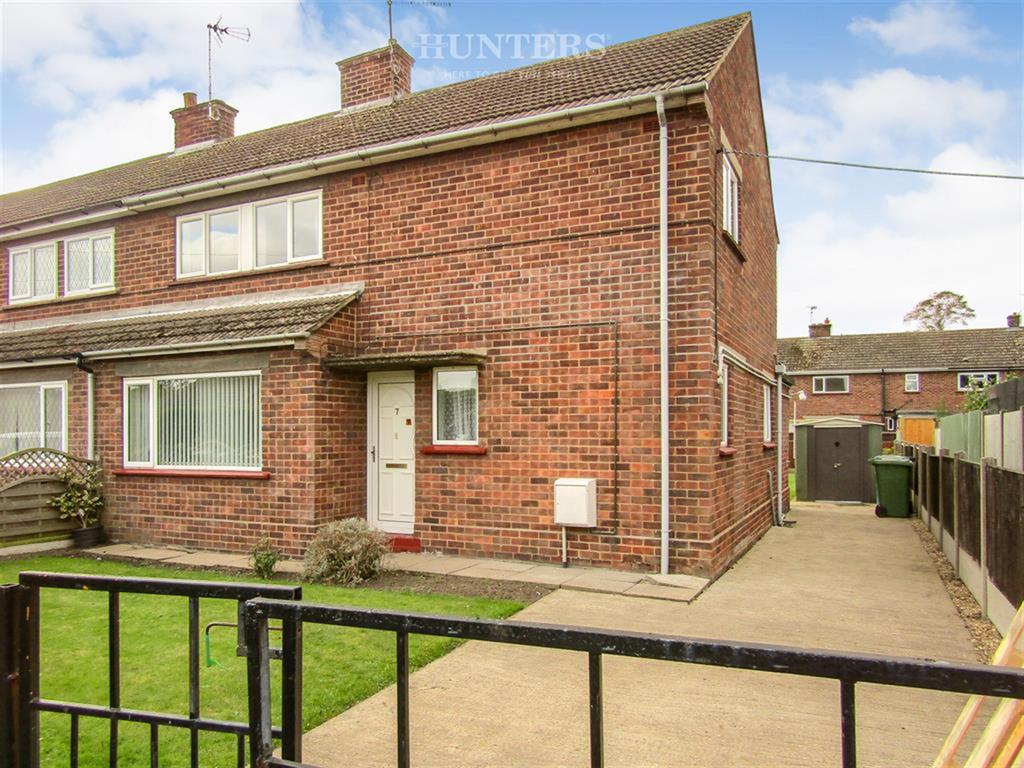 Bycroft Road, Morton, Gainsborough... 3 bed end of terrace house £139,995