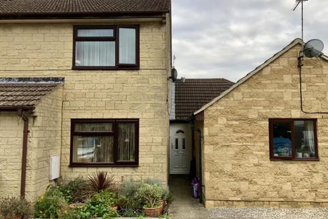 22b Hill View, Carterton, OX18 1BA