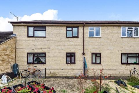 22b Hill View, Carterton, OX18 1BA