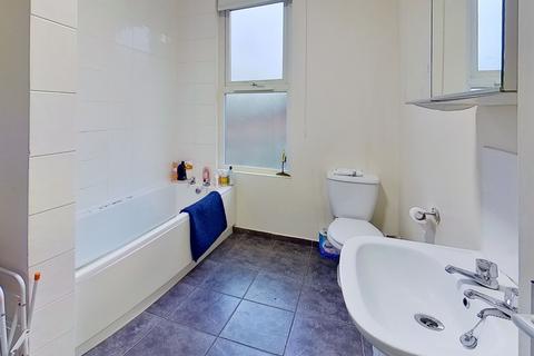 3 bedroom house to rent, St Anns Avenue, Burley