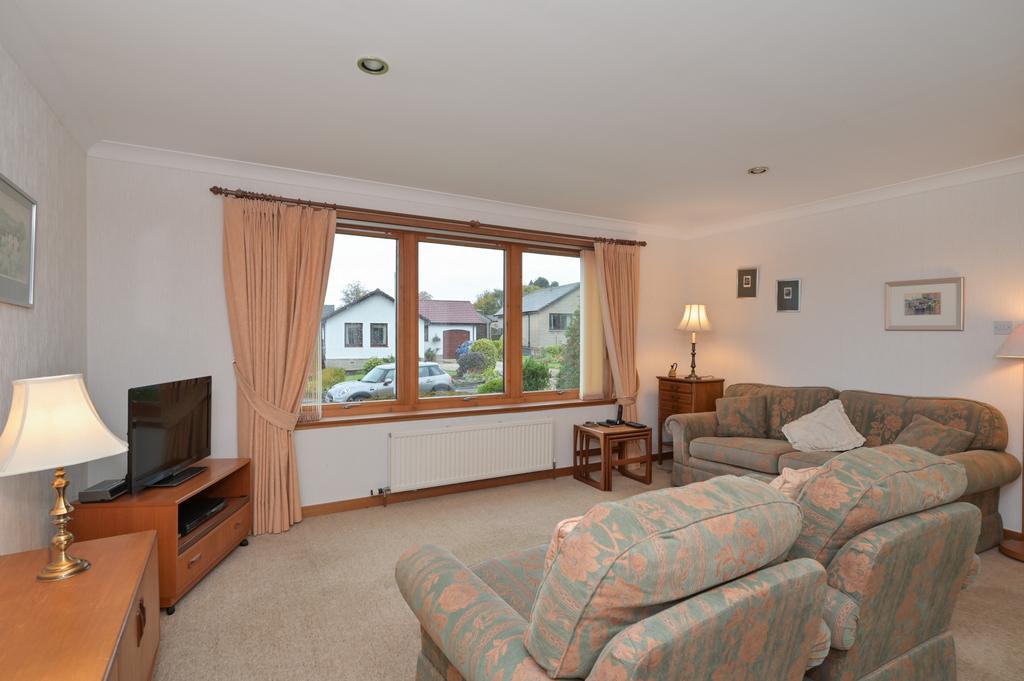 Watts Gardens, Cupar, KY15 3 bed bungalow £260,000