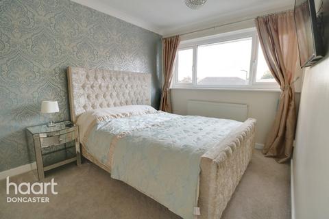 26 Walbank Road, Armthorpe, Doncaster, DN3 3ST
