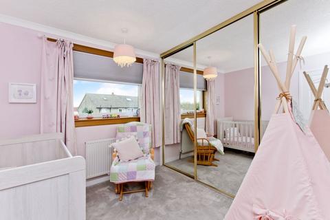 30 Broomhall Crescent, Edinburgh, EH12 7PF