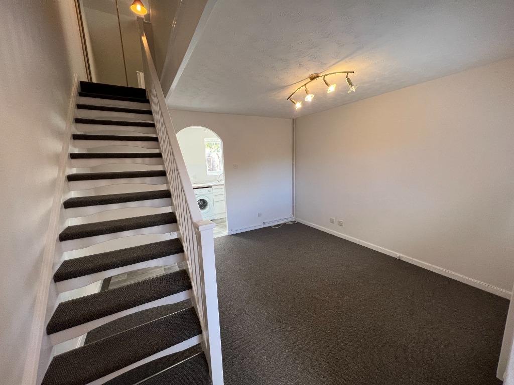 Primatt Crescent Shenley Church End Milton Keynes Mk5 1 Bed Semi