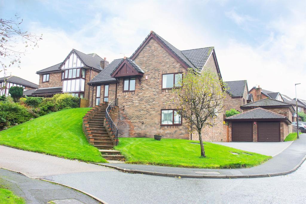 Jacks Key Drive, Darwen, BB3 2LG 4 bed detached house £375,000