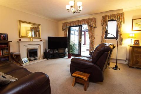 26 Jacks Key Drive, Darwen, BB3 2LG