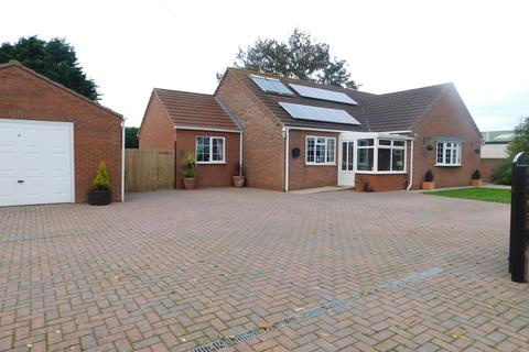 3 bedroom detached bungalow for sale - Alford Road, Mablethorpe, Lincolnshire