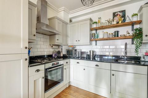 Flat 8, Crown Court Berrymans Lane, London, SE26 4JL