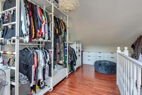 Flat 8, Crown Court Berrymans Lane, London, SE26 4JL