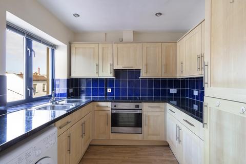 2 bedroom flat to rent, Media House, Clifton