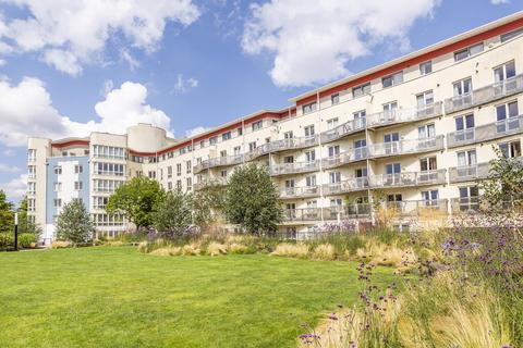 undefined, The Crescent, Hanover Quay