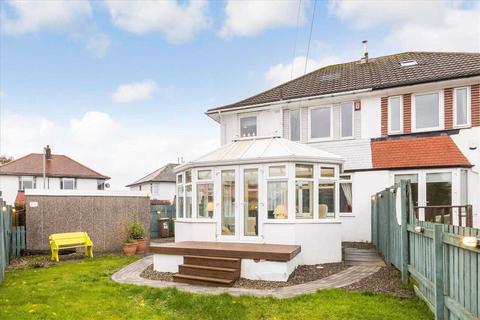 103 Hillview Drive, Clarkston, Glasgow, G76 7LA