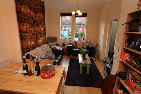 5 bedroom house to rent, Mayville Place, Leeds