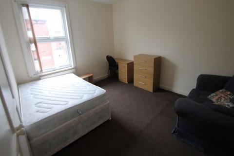 4 bedroom house to rent, Harold Road, Leeds