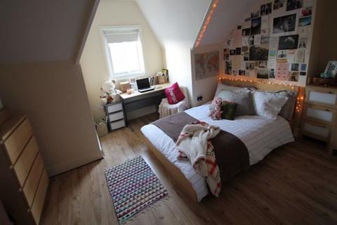 Brudenell Mount, Leeds