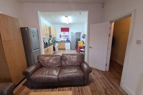 undefined, Brudenell Mount, Leeds